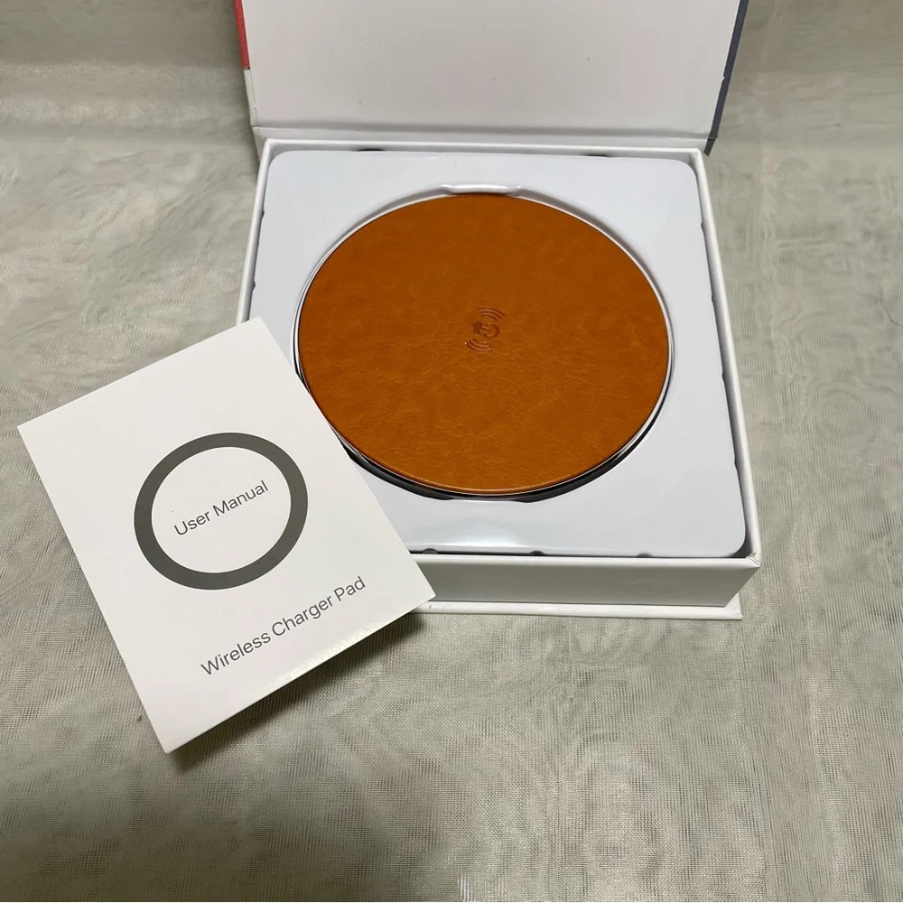 Native Union Wireless Charging Leather Pad, NIB